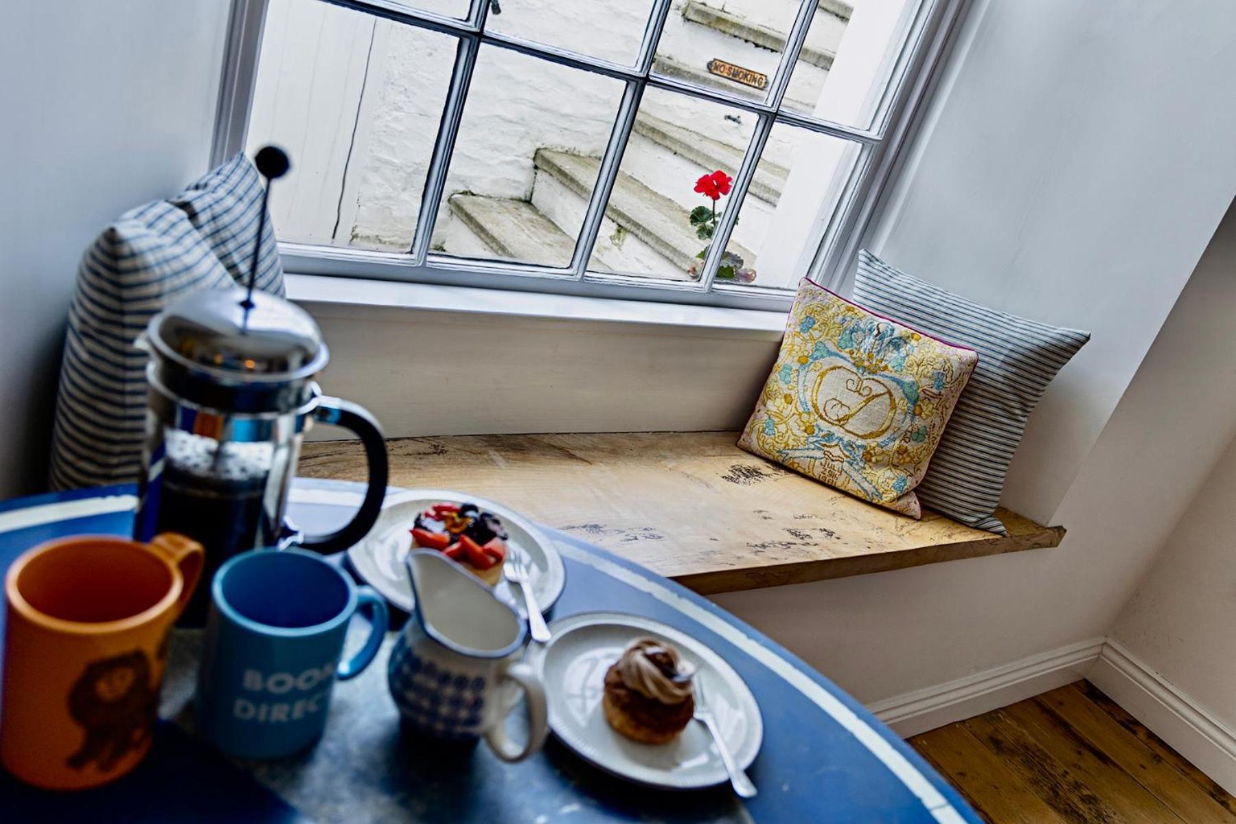 Apartment Paramount Ilfracombe, Arty Seaside *